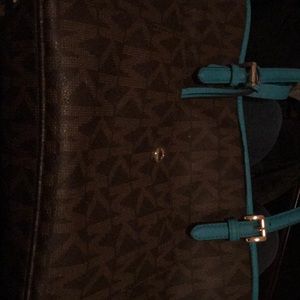 Micheal kors tote